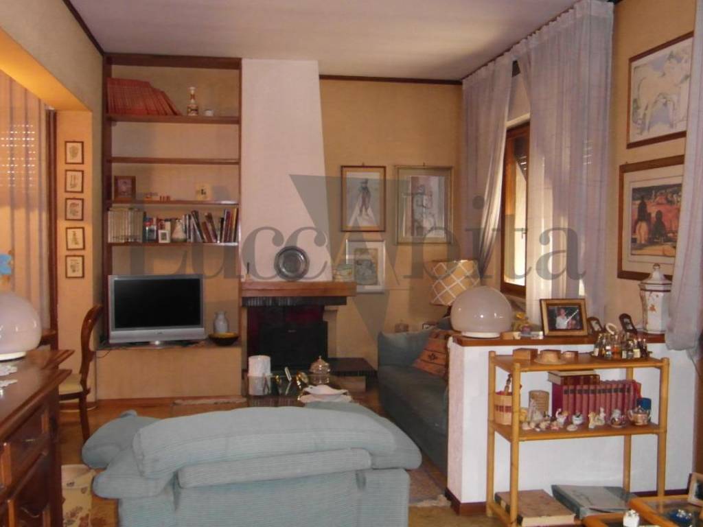 casa indipendente in vendita a Lucca in zona Sant'Anna
