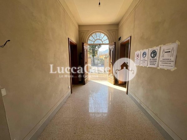 casa indipendente in vendita a Lucca in zona Sant'Anna