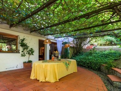 casa indipendente in vendita a Lucca