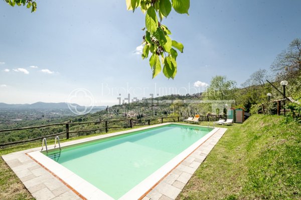 casa indipendente in vendita a Lucca in zona Ponte a Moriano