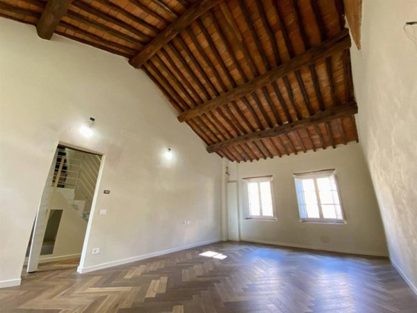 appartamento in vendita a Lucca in zona Centro Città