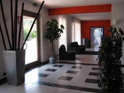 negozio in vendita a Lucca in zona Centro Città