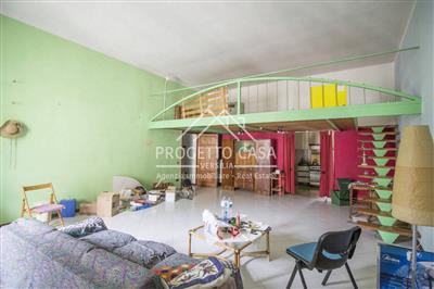appartamento in vendita a Lucca in zona Centro Città