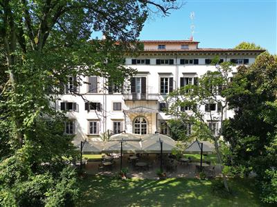 negozio in vendita a Lucca in zona Centro Città