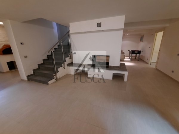 casa indipendente in vendita a Lucca