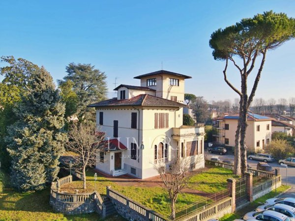 casa indipendente in vendita a Lucca in zona zona San Marco