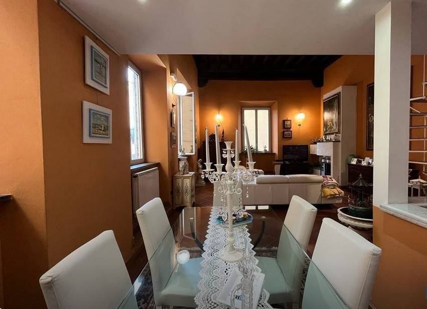 appartamento in vendita a Lucca in zona Centro Città