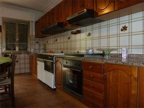 casa semindipendente in vendita a Lucca in zona Aquilea