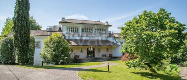 casa indipendente in vendita a Lucca in zona Monte San Quirico