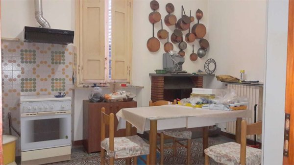 casa indipendente in vendita a Lucca in zona zona San Filippo