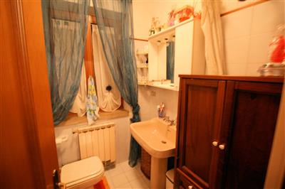 casa indipendente in vendita a Lucca