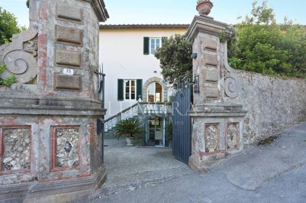 casa indipendente in vendita a Lucca in zona Ponte a Moriano