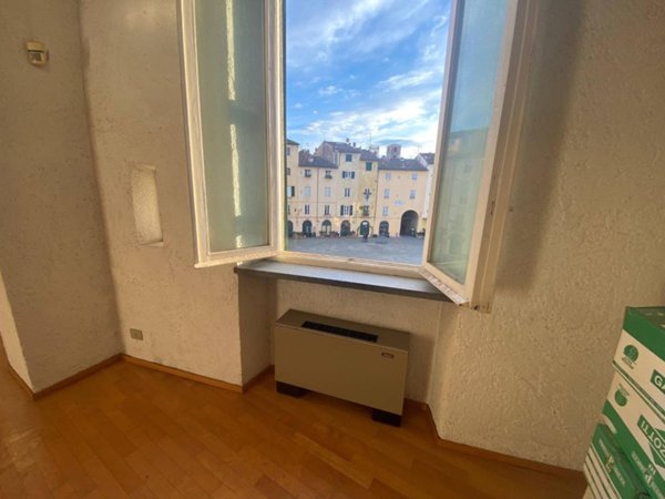 appartamento in vendita a Lucca in zona Centro Città