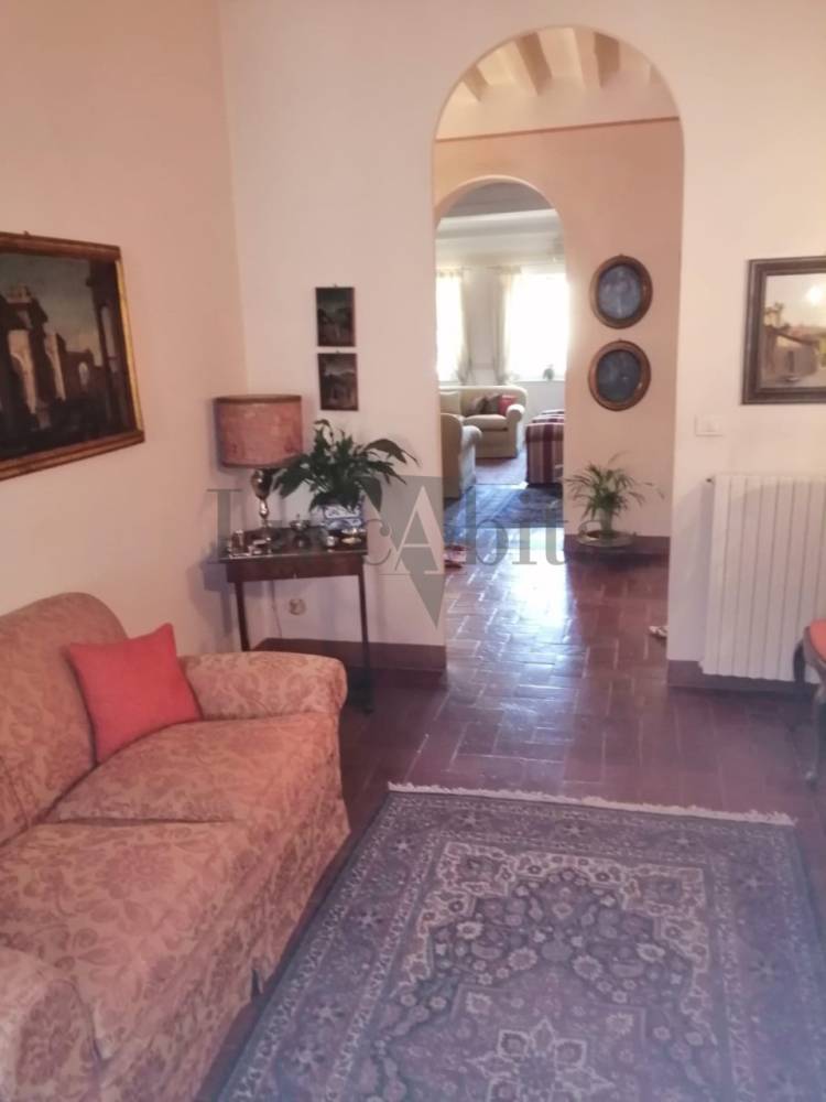 appartamento in vendita a Lucca in zona Centro Città