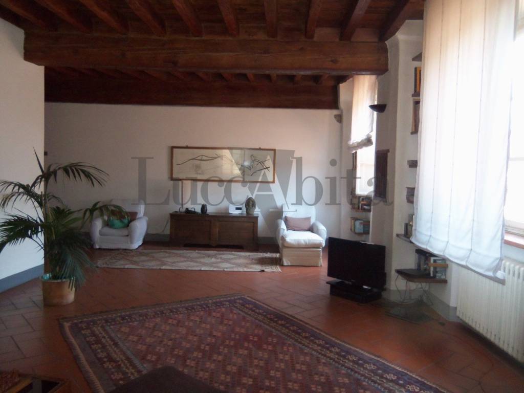 appartamento in vendita a Lucca in zona zona Antraccoli