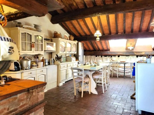 appartamento in vendita a Lucca in zona Centro Città