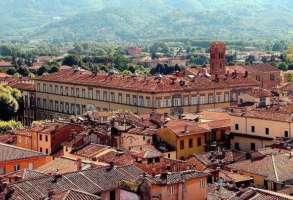 appartamento in vendita a Lucca in zona zona San Marco