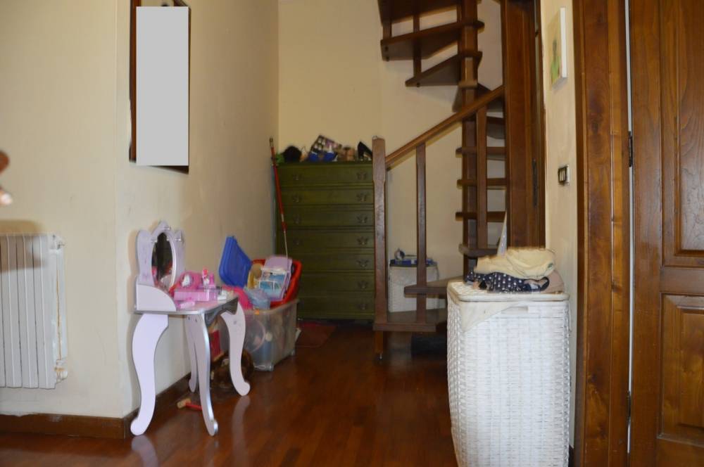 casa indipendente in vendita a Lucca in zona San Macario in Piano