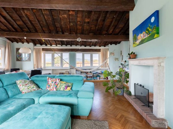 appartamento in vendita a Lucca in zona Centro Città