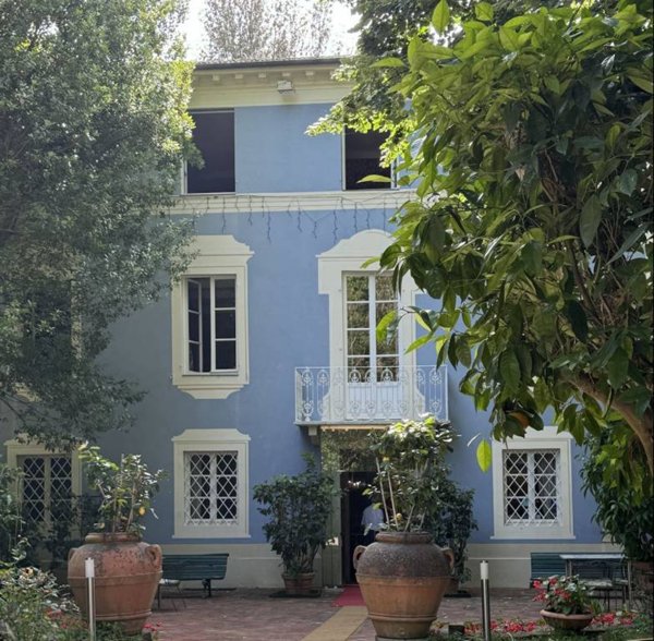 casa indipendente in vendita a Lucca in zona San Lorenzo a Vaccoli