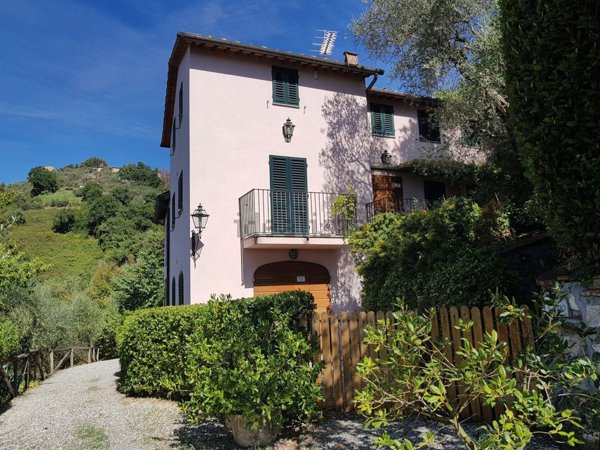 appartamento in vendita a Lucca in zona Monte San Quirico