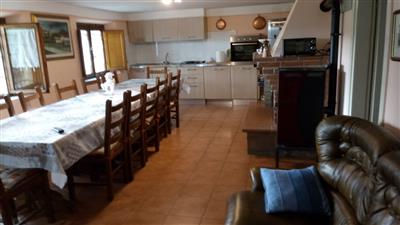 casa indipendente in vendita a Lucca in zona Monte San Quirico