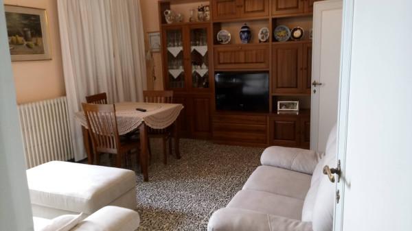 casa indipendente in vendita a Lucca in zona Monte San Quirico