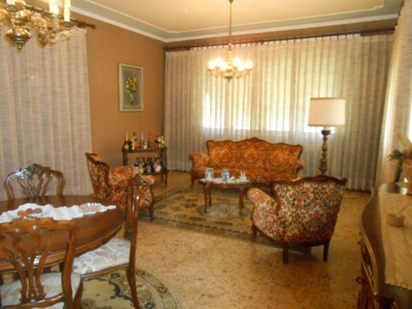casa indipendente in vendita a Lucca in zona Chiatri