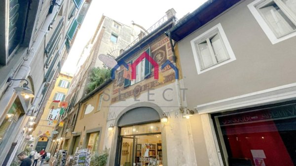 appartamento in vendita a Lucca in zona Centro Città