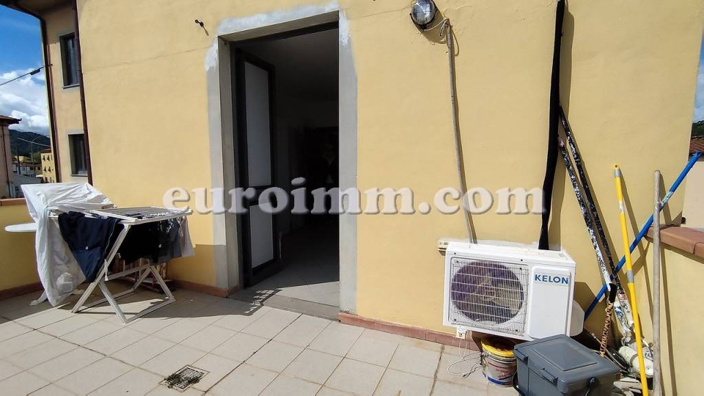 appartamento in vendita a Lucca in zona Ponte San Pietro