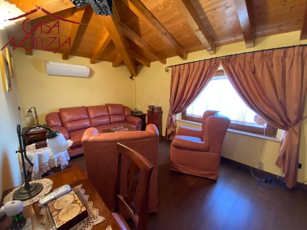 casa indipendente in vendita a Lucca in zona Pontetetto