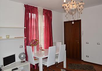 casa indipendente in vendita a Lucca in zona San Pietro a Vico
