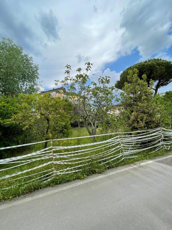 casa indipendente in vendita a Lucca in zona Centro Città
