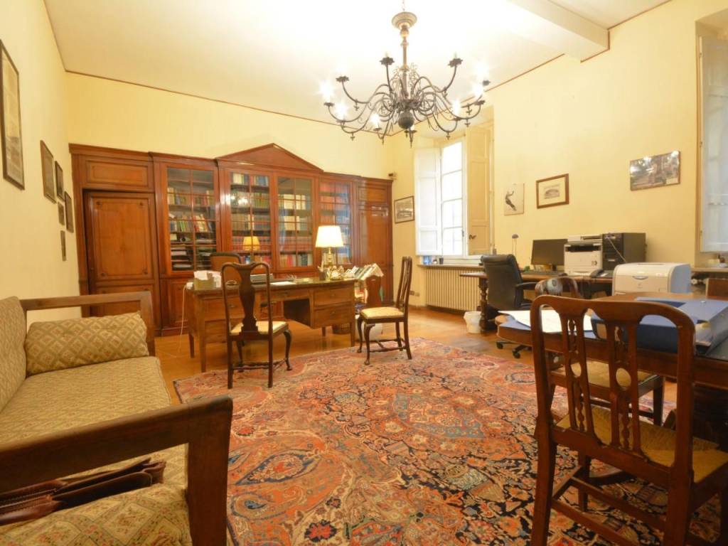 appartamento in vendita a Lucca in zona Centro Città