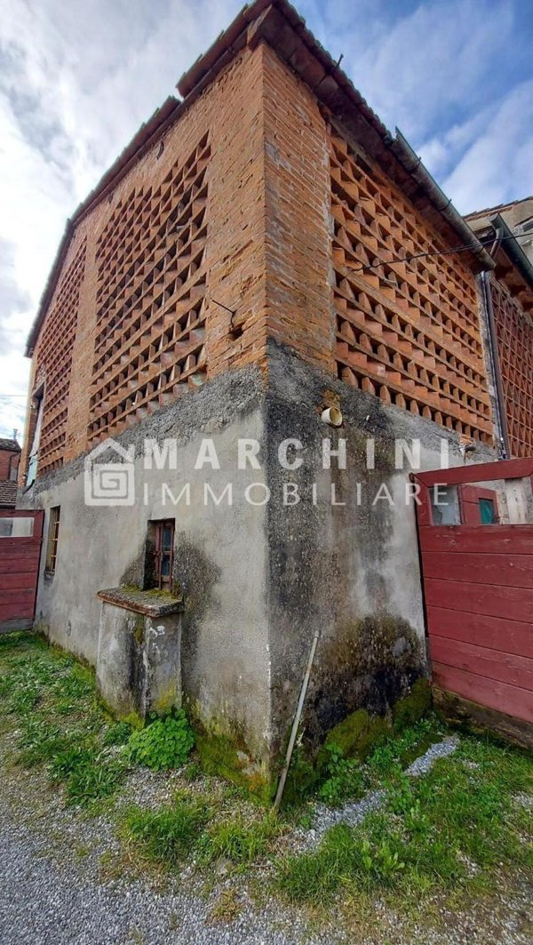 appartamento in vendita a Lucca in zona zona San Marco