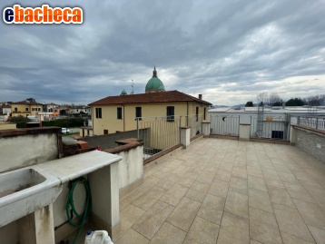 appartamento in vendita a Lucca in zona zona Arancio