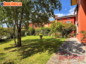 appartamento in vendita a Lucca in zona San Cassiano a Vico