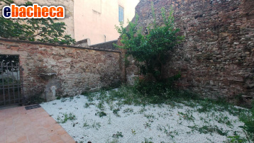 appartamento in vendita a Lucca in zona Centro Città