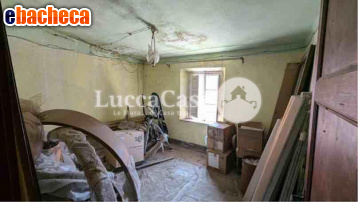 casa indipendente in vendita a Lucca in zona San Pietro a Vico
