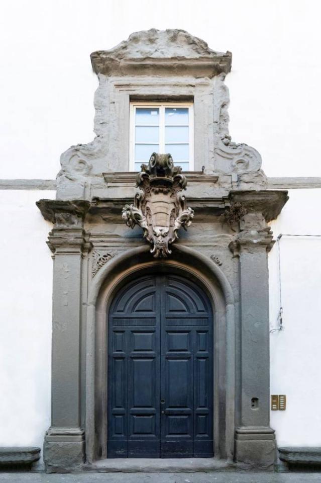 appartamento in vendita a Lucca in zona Centro Città
