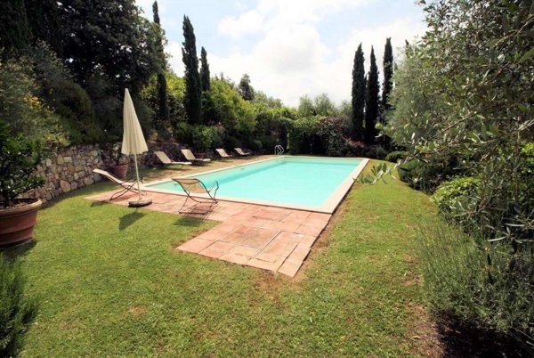 casa indipendente in vendita a Lucca in zona Centro Città