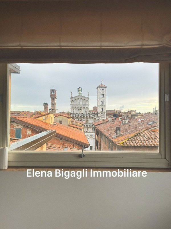 appartamento in vendita a Lucca in zona Centro Città