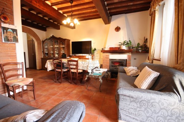 appartamento in vendita a Lucca in zona Centro Città