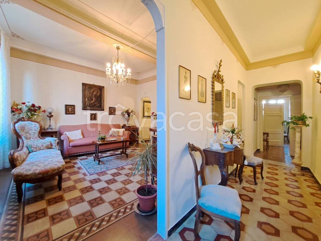 appartamento in vendita a Lucca in zona Centro Città