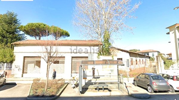 ufficio in vendita a Lucca in zona zona Arancio