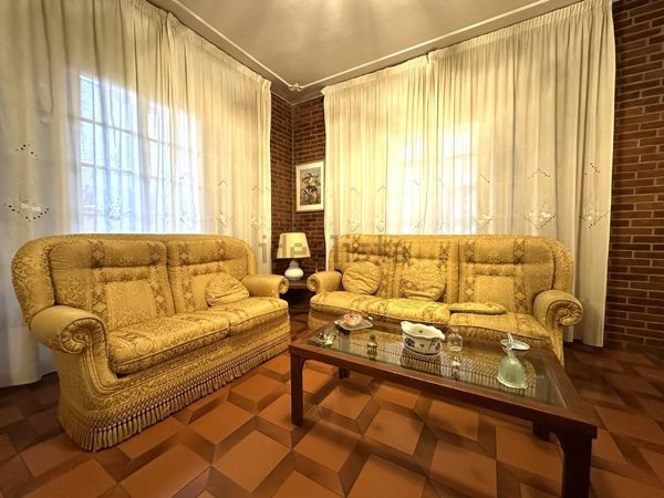 casa indipendente in vendita a Lucca in zona San Donato