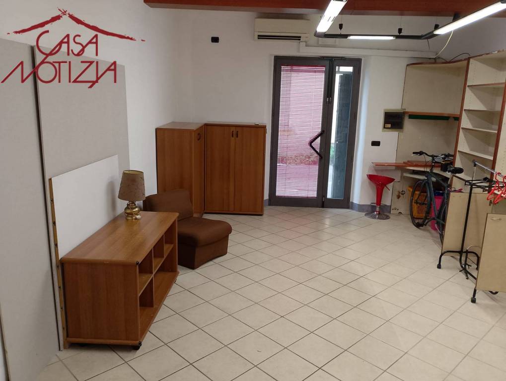 casa indipendente in vendita a Lucca in zona Ponte a Moriano