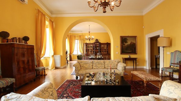 appartamento in vendita a Lucca in zona Centro Città