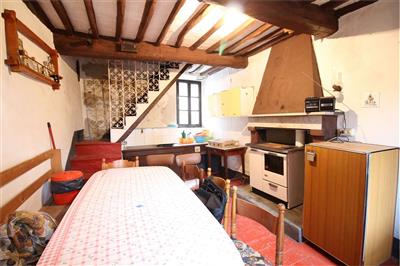 casa indipendente in vendita a Lucca