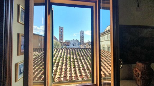 appartamento in vendita a Lucca in zona Centro Città